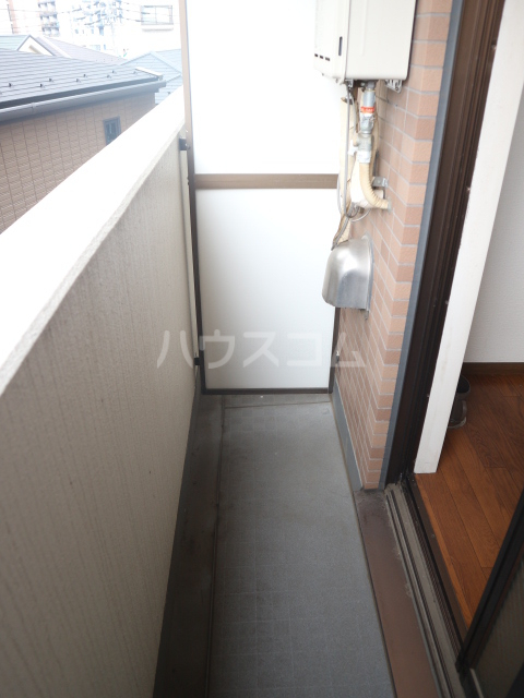 23/30 バルコニー