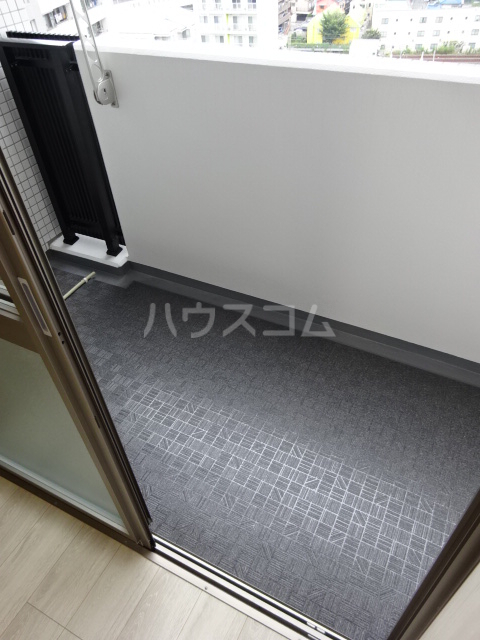 19/30 バルコニー