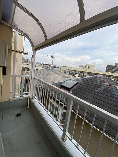 16/28 バルコニー