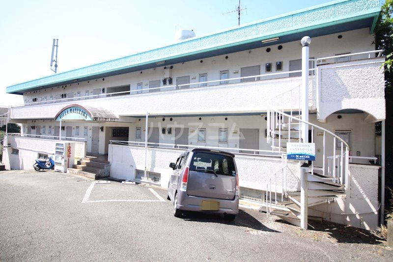 18/21 駐車場
