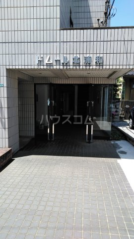 13/21 エントランス