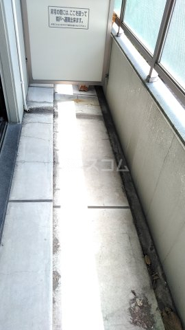 19/30 バルコニー