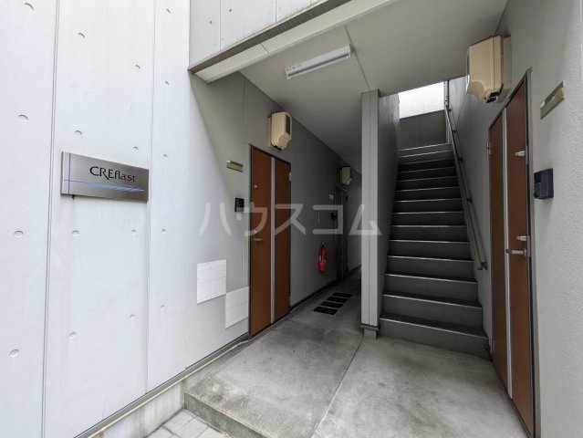 14/17 エントランス