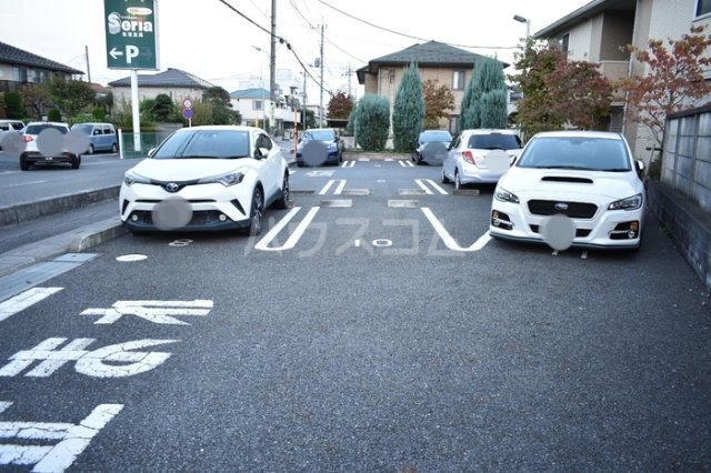 20/22 駐車場