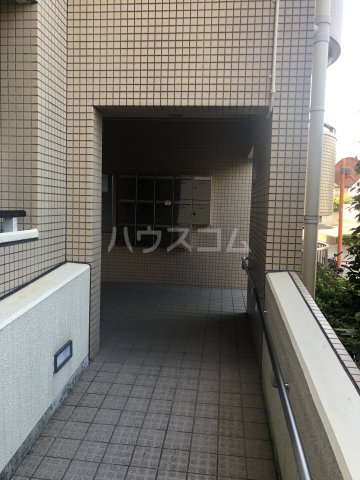 29/30 エントランス