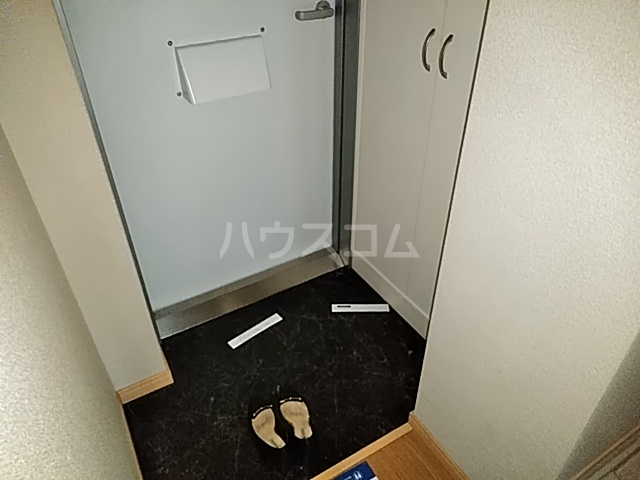 13/30 玄関