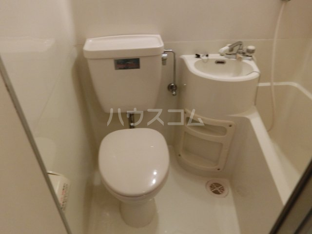 13/30 トイレ