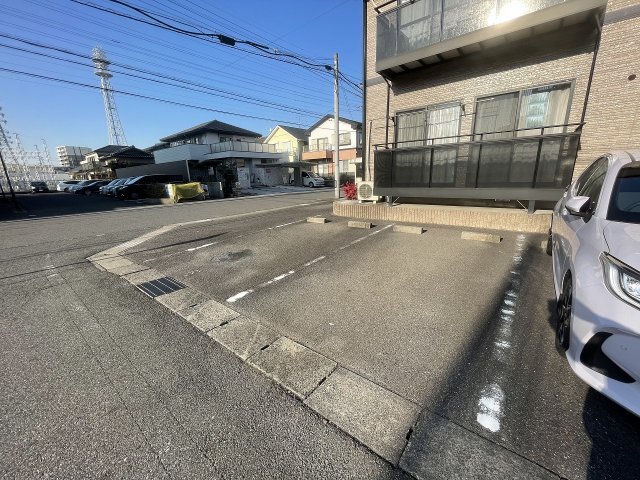 25/30 駐車場