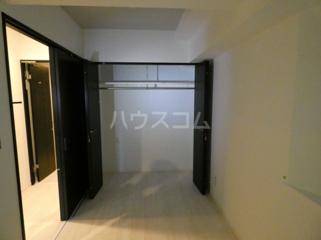 14/30 玄関