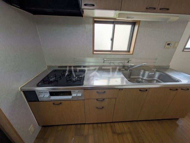 13/30 キッチン