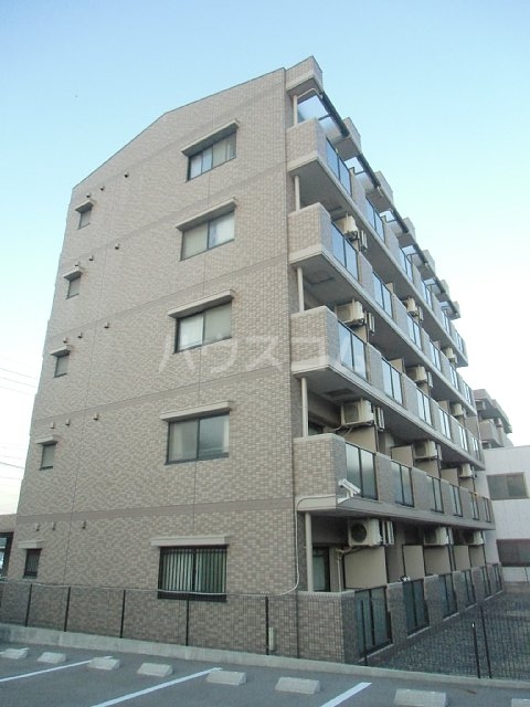 2/8 外観