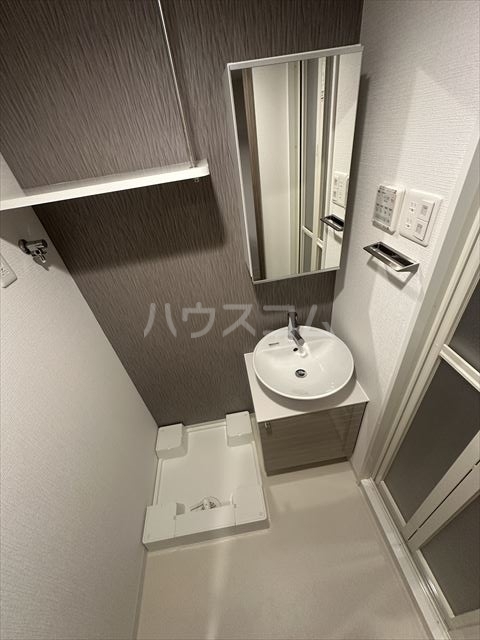13/28 洗面