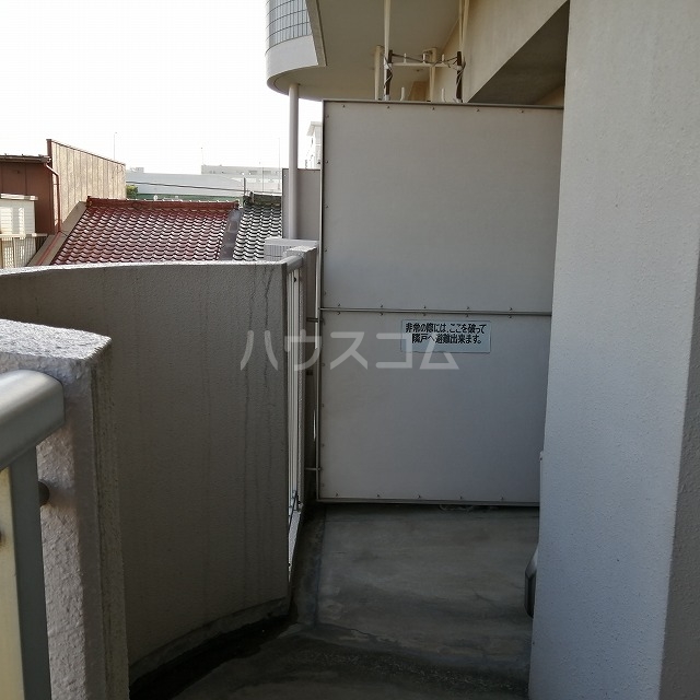 17/30 バルコニー