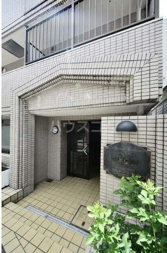 15/26 エントランス