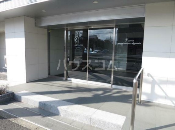 14/16 エントランス