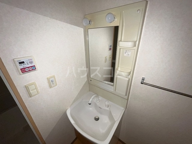14/27 洗面