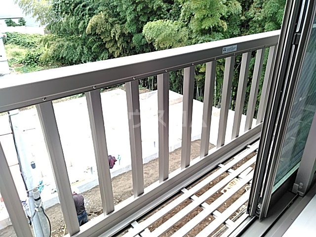 15/28 バルコニー