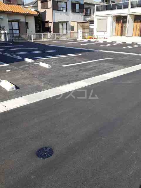 2/10 駐車場