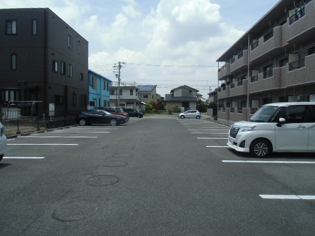 24/30 駐車場