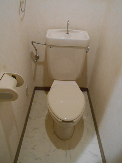13/29 トイレ