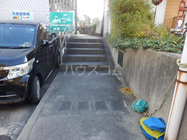 21/22 エントランス