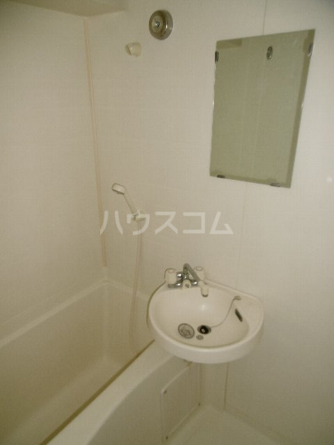 14/30 浴室