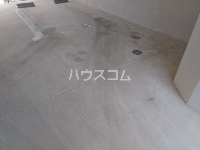 22/30 駐車場