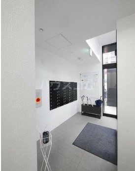 2/3 エントランス