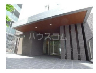 20/22 エントランス