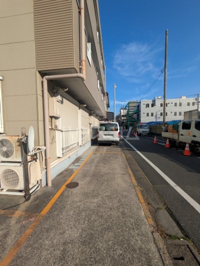 17/27 駐車場