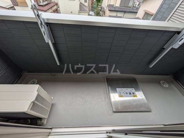 20/30 バルコニー