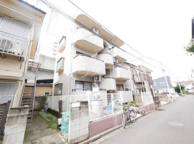 14/18 エントランス