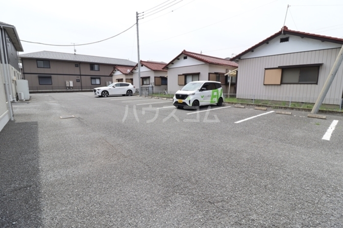 26/30 駐車場