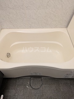 17/30 浴室