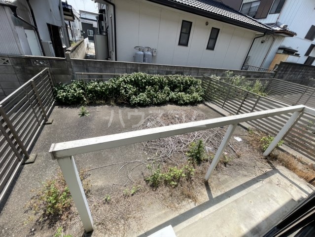 13/21 バルコニー