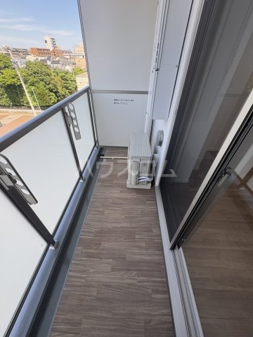 14/27 バルコニー