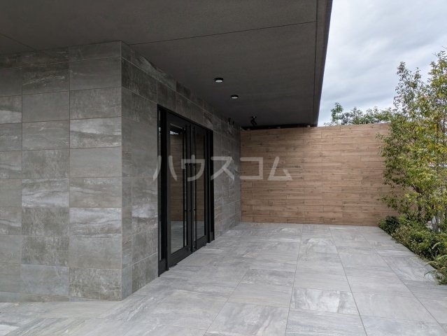 3/7 エントランス