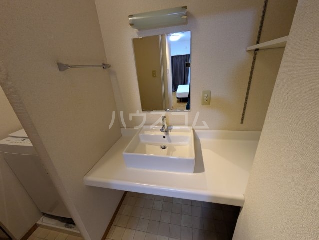 16/30 洗面