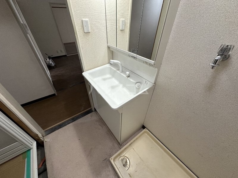 16/30 洗面