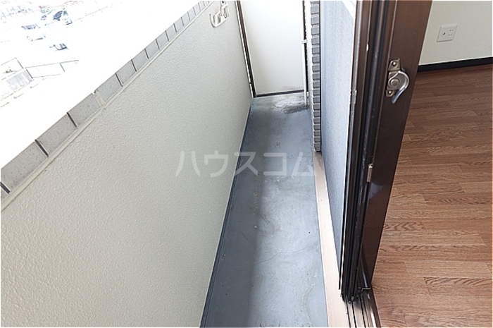 16/18 バルコニー