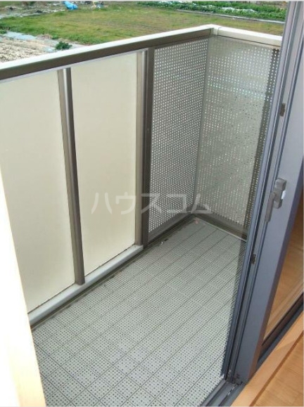 13/17 バルコニー