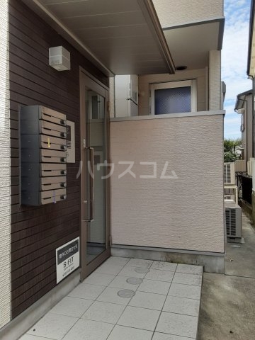 22/25 エントランス