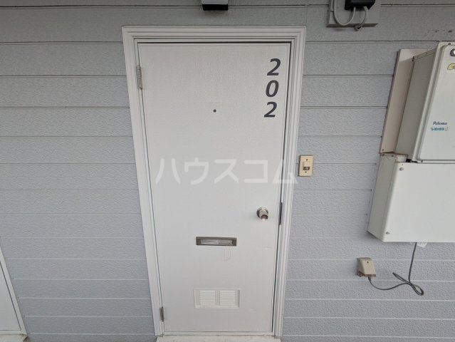 16/25 エントランス