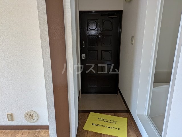 13/30 玄関