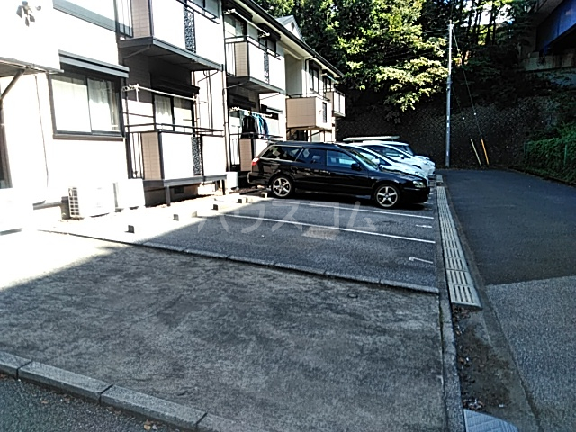 3/4 駐車場