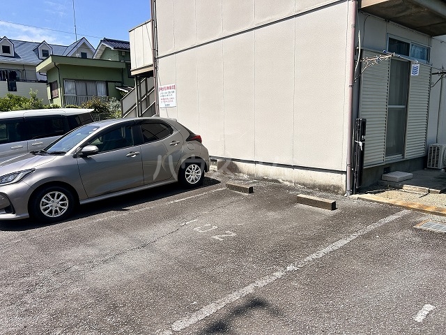 26/30 駐車場