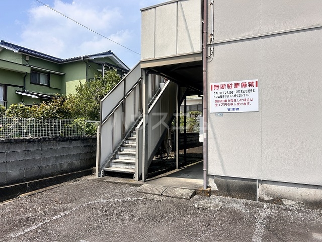 3/8 エントランス