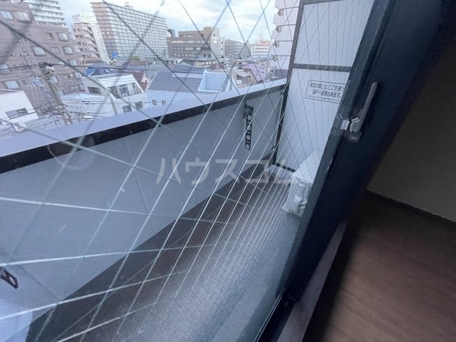 16/28 バルコニー