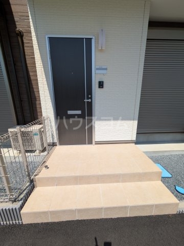 2/3 エントランス