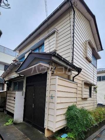 中央本町4丁目貸家の外観